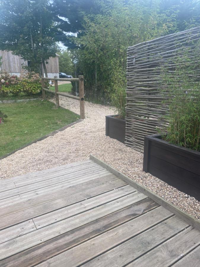 Les 4 Seasons, Agreable Gite Avec Terrasse Et Jardin La Croix Bigot Экстерьер фото